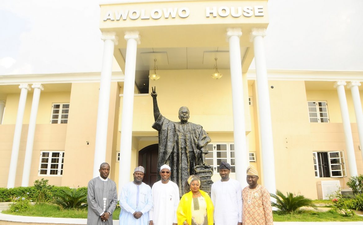 UNVEILING AWOLOWO STATUE