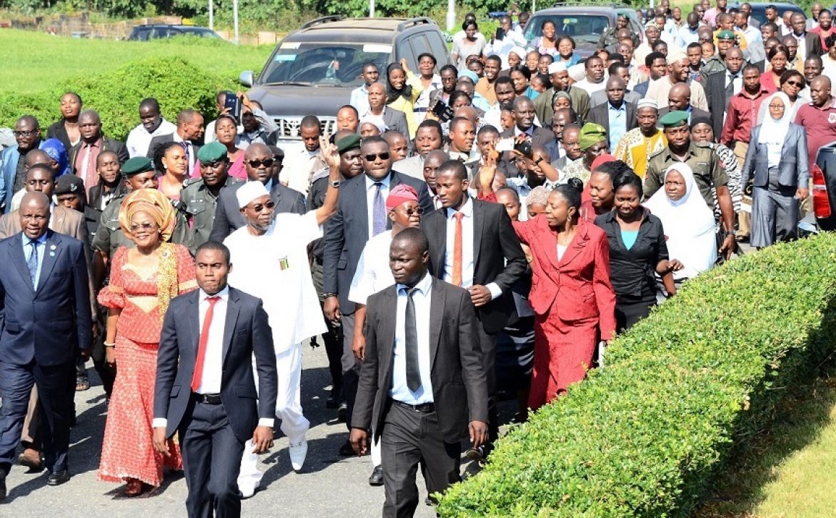 Workers-Welcoming-back-Omoluabi-Governor-Rauf-Aregbesola-3rd-left-acknowledging-cheers-from-civil-servants-at-the-Secretariat-KABO-O-KABO-OMO-A-BILE-SORO-KILE-LANU-KABO-O