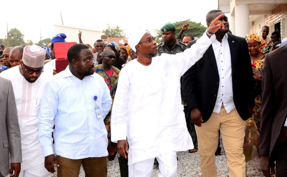 AREGBESOLA INSPECTS INISHA A.U.D PRIMAR SCHOOL 1