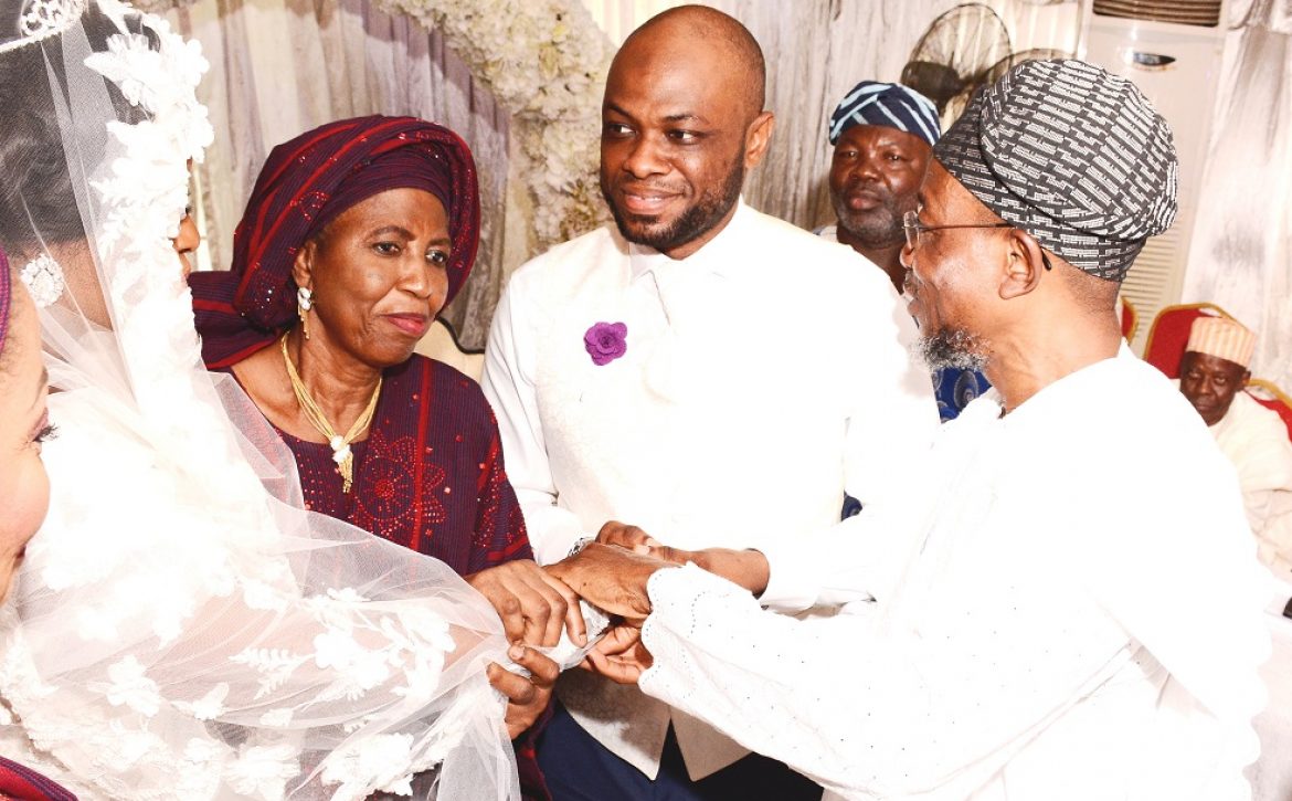 Nikkah Ceremony Between Ajose and Abolude's Families 1